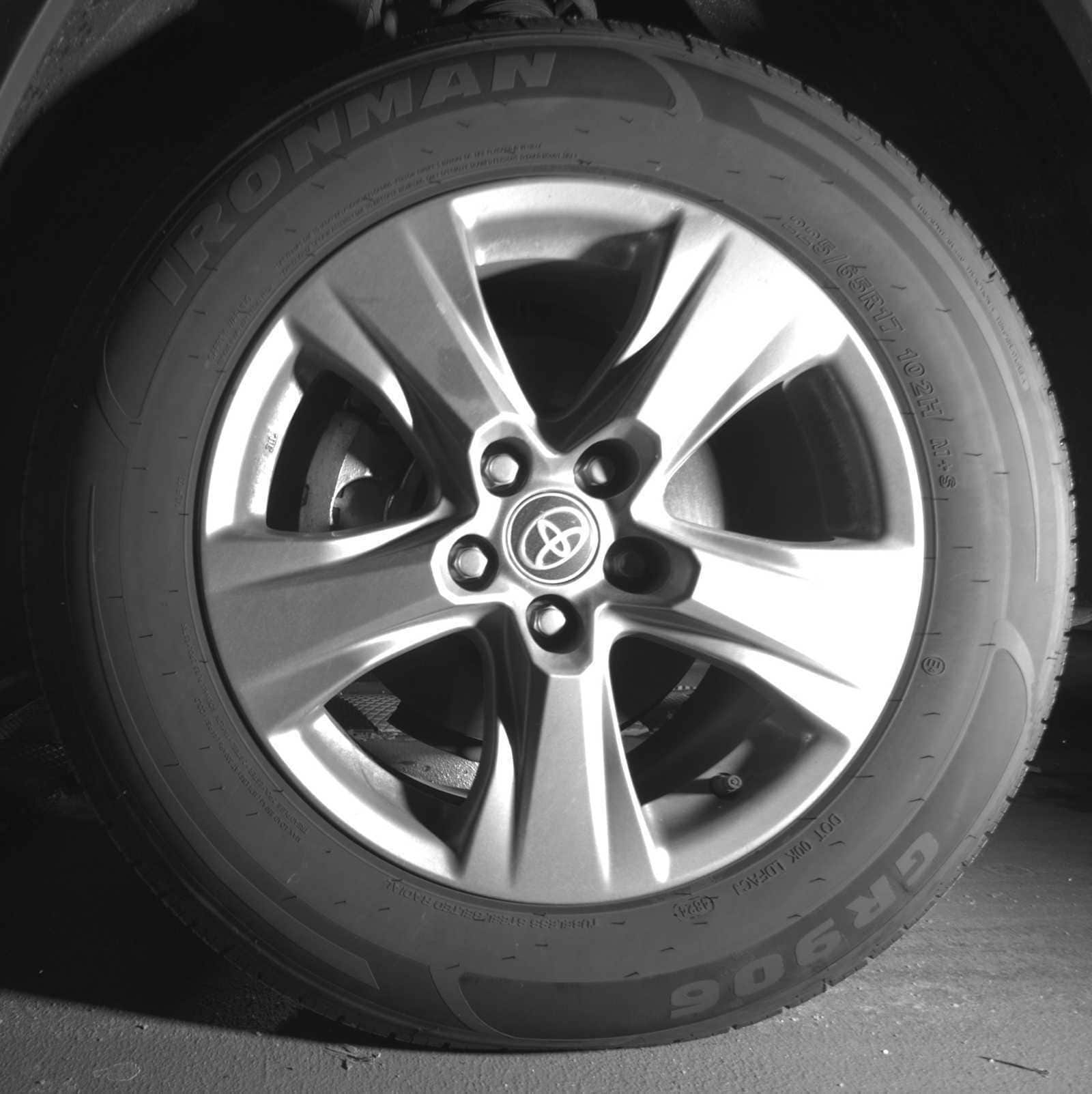 Thumbnail: 2024 Toyota RAV4 - 10