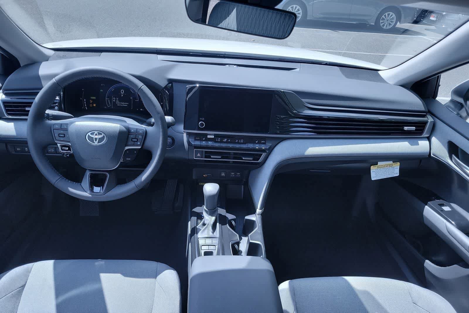 Thumbnail: 2025 Toyota Camry - 29