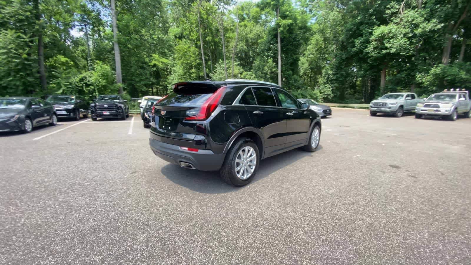 Thumbnail: 2019 Cadillac XT4 - 8