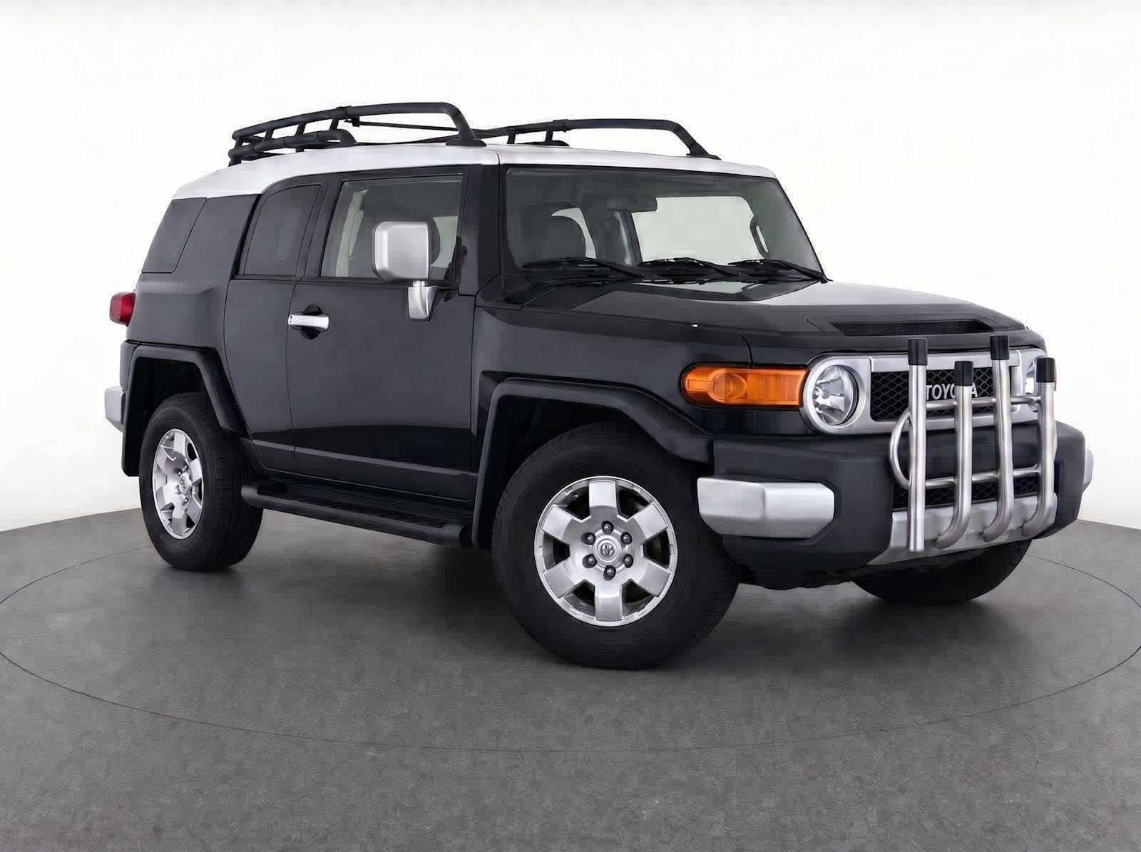Thumbnail: 2008 Toyota FJ Cruiser - 2