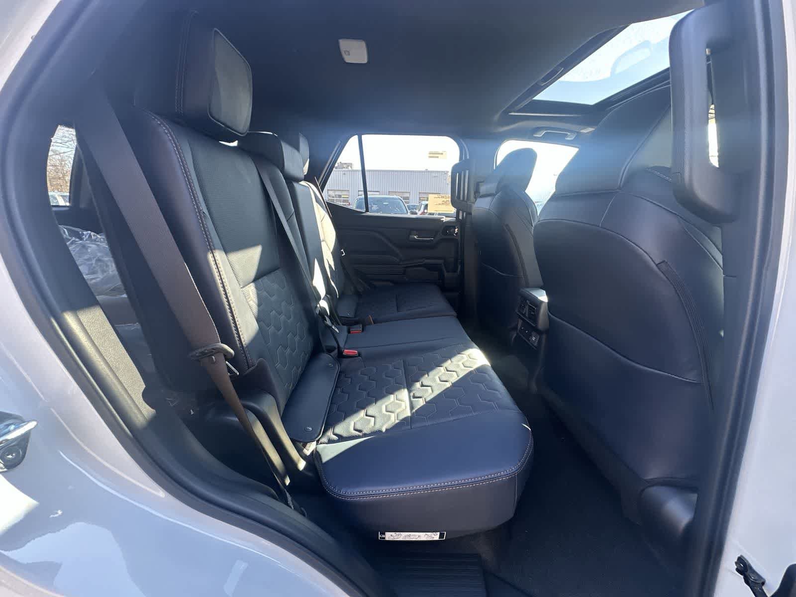 Thumbnail: 2026 Toyota 4Runner - 38