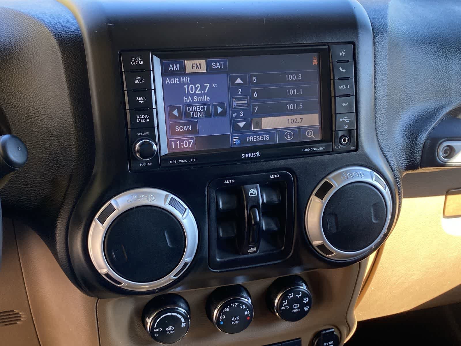 Thumbnail: 2015 Jeep Wrangler - 27