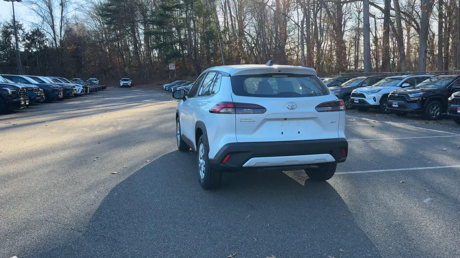 Thumbnail: 2026 Toyota Corolla Cross - 7