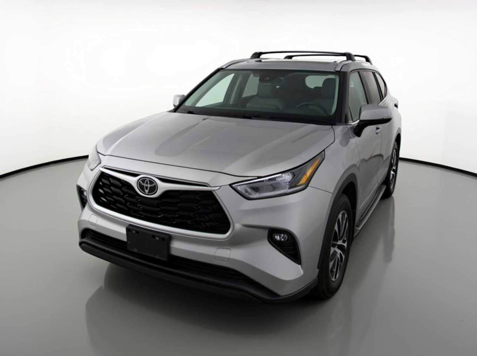 Thumbnail: 2021 Toyota Highlander - 1