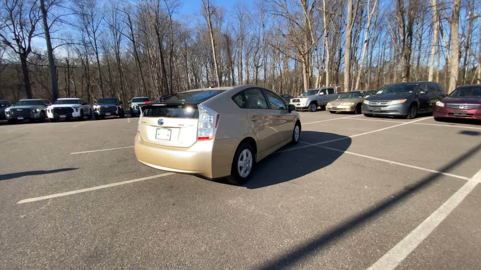 Thumbnail: 2011 Toyota Prius - 12