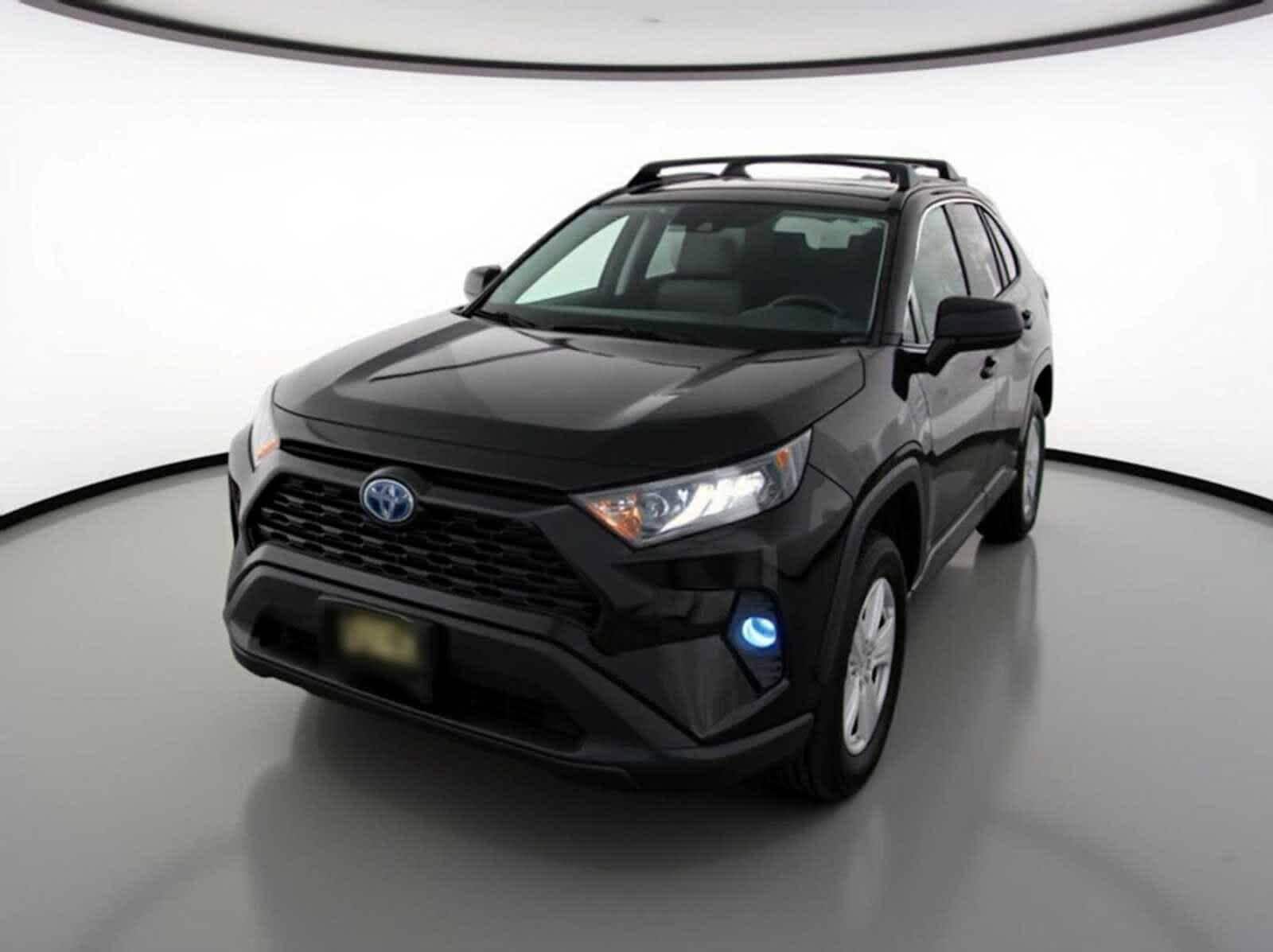 Thumbnail: 2020 Toyota RAV4 - 1