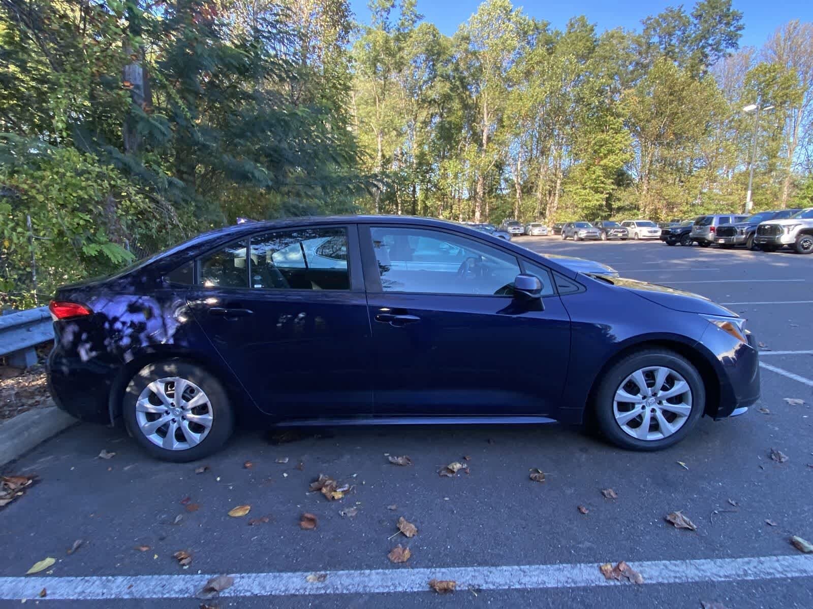 2024 Toyota Corolla LE photo 3