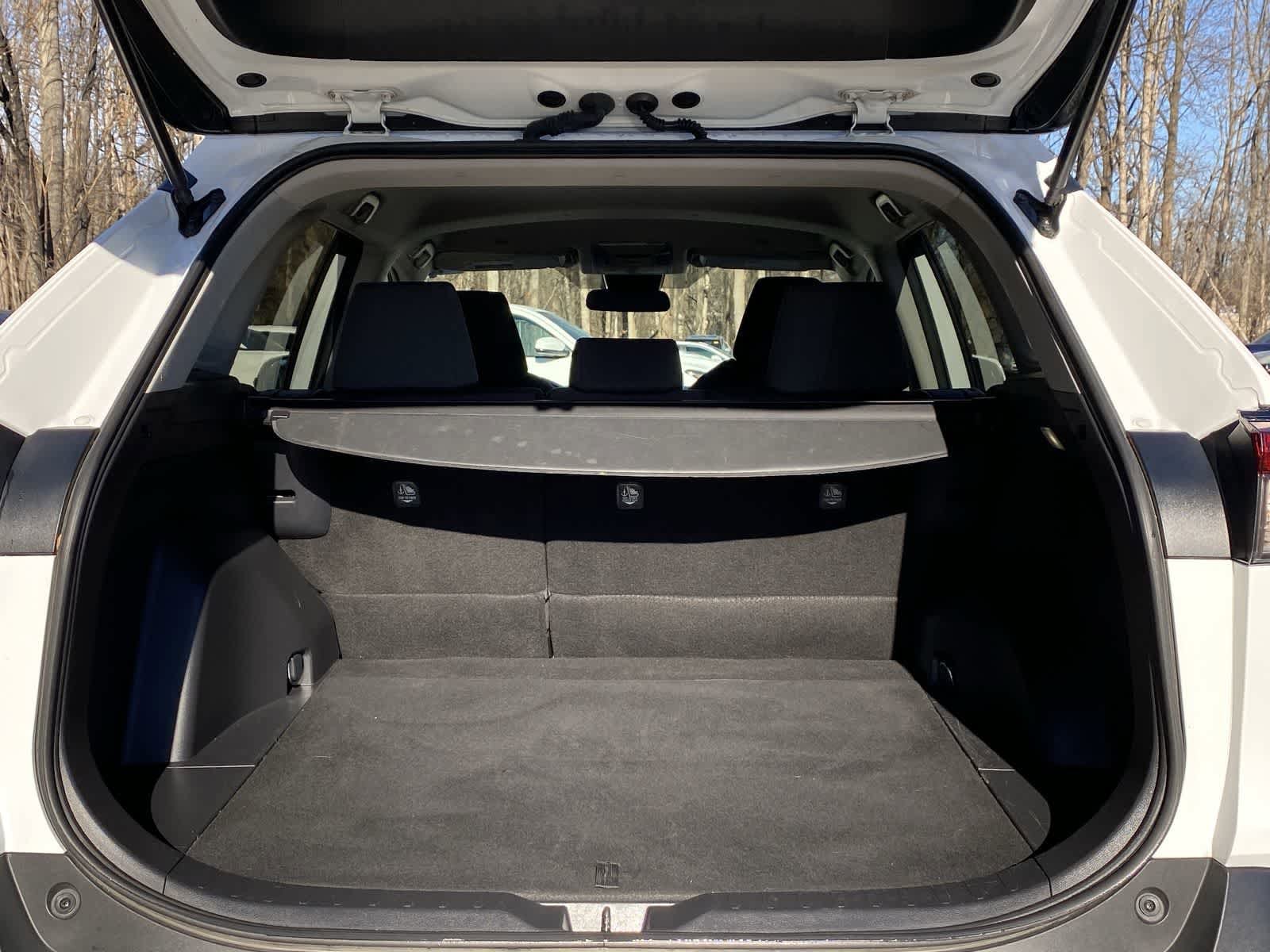 Thumbnail: 2024 Toyota RAV4 - 18