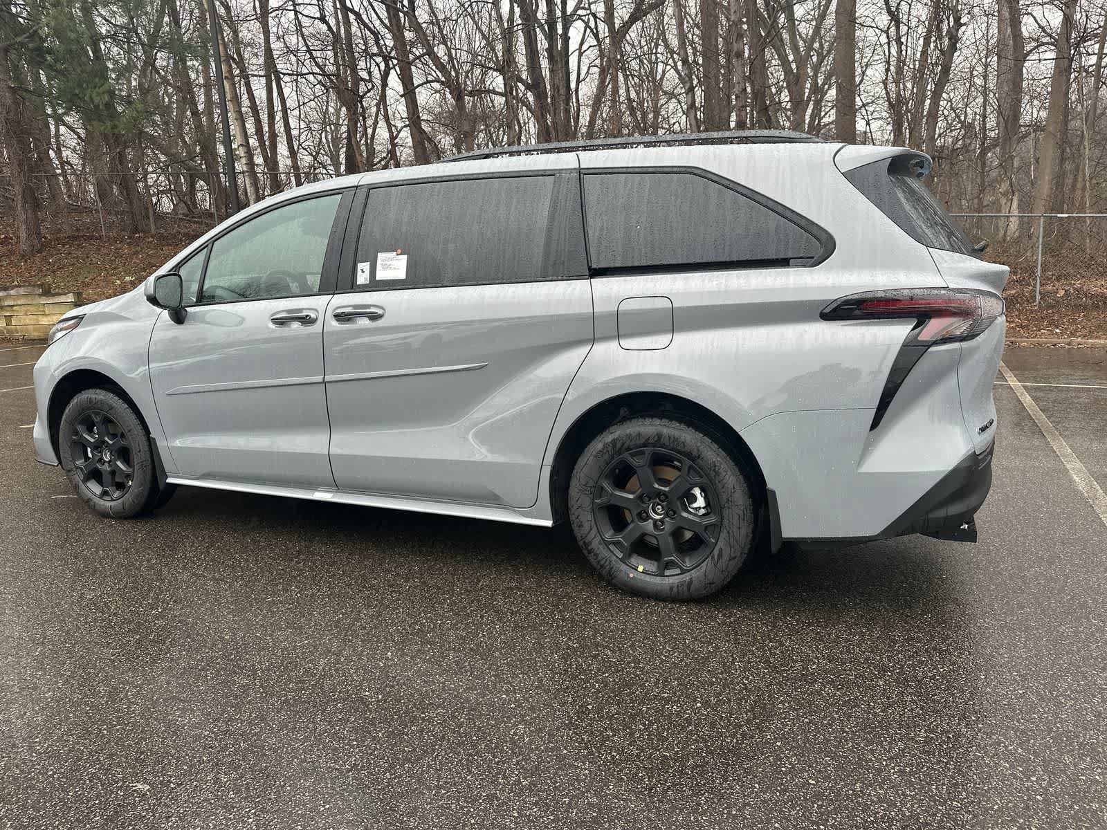 Thumbnail: 2026 Toyota Sienna - 16