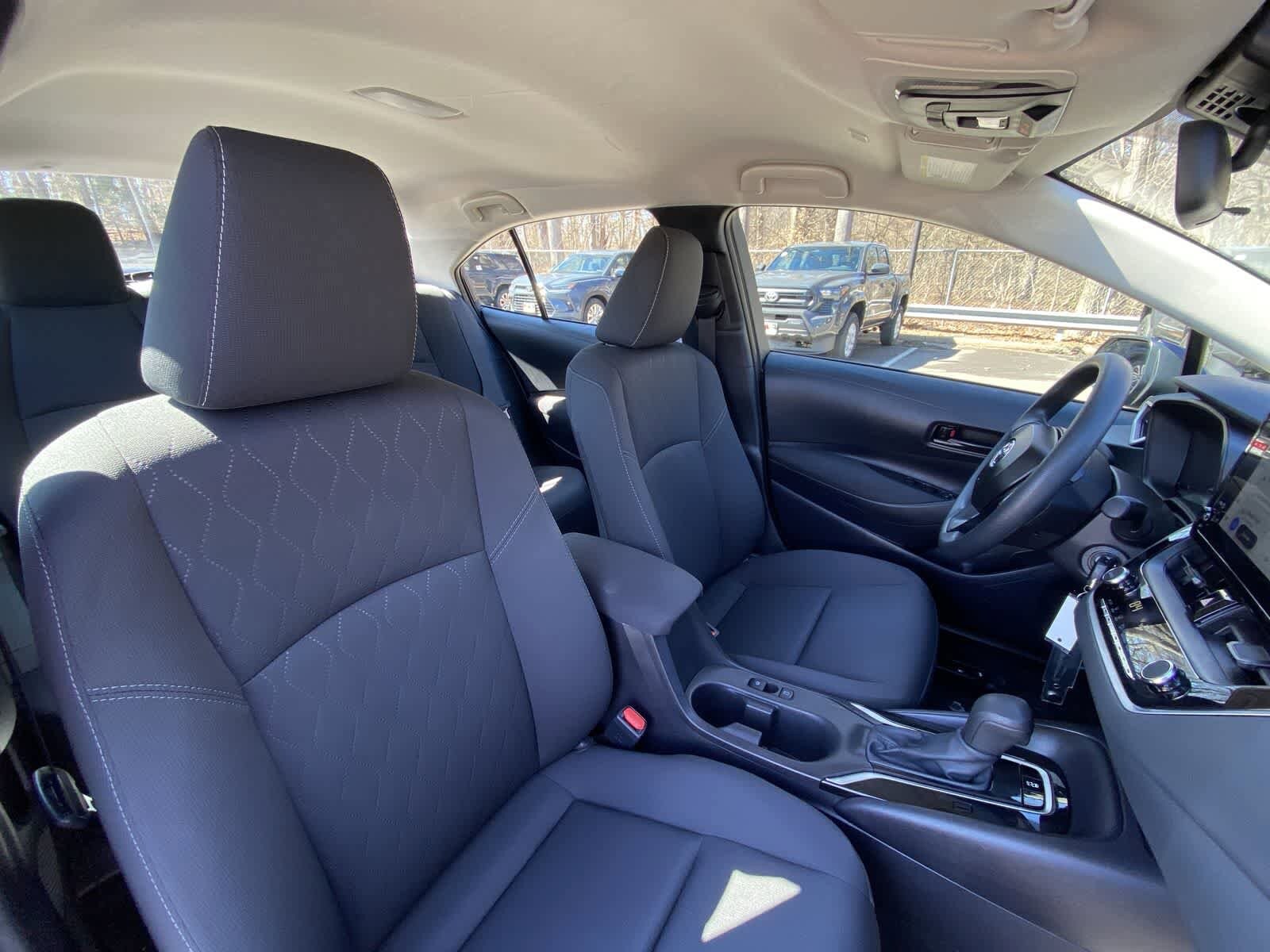 Thumbnail: 2025 Toyota Corolla - 24