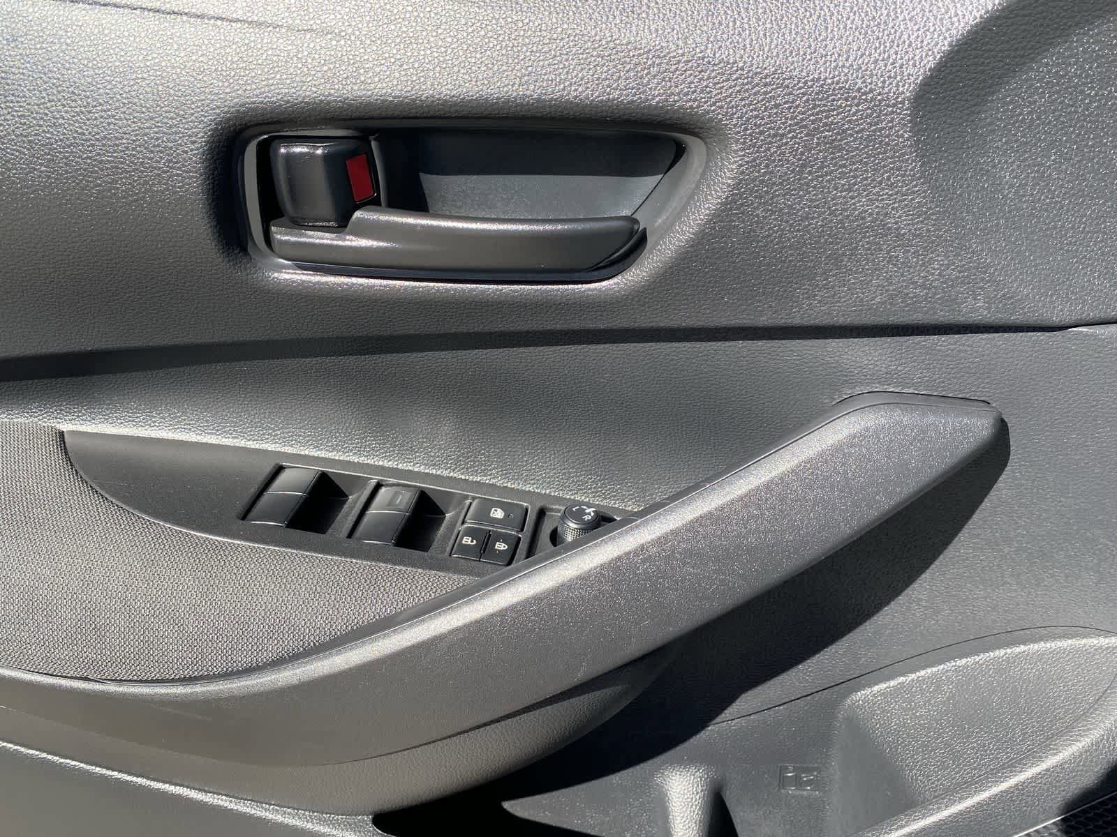 Thumbnail: 2025 Toyota Corolla - 18