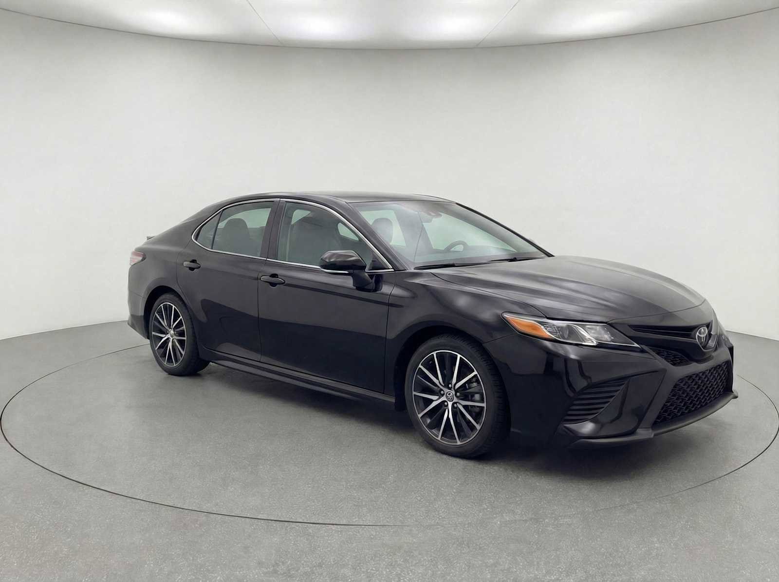 Thumbnail: 2024 Toyota Camry - 3