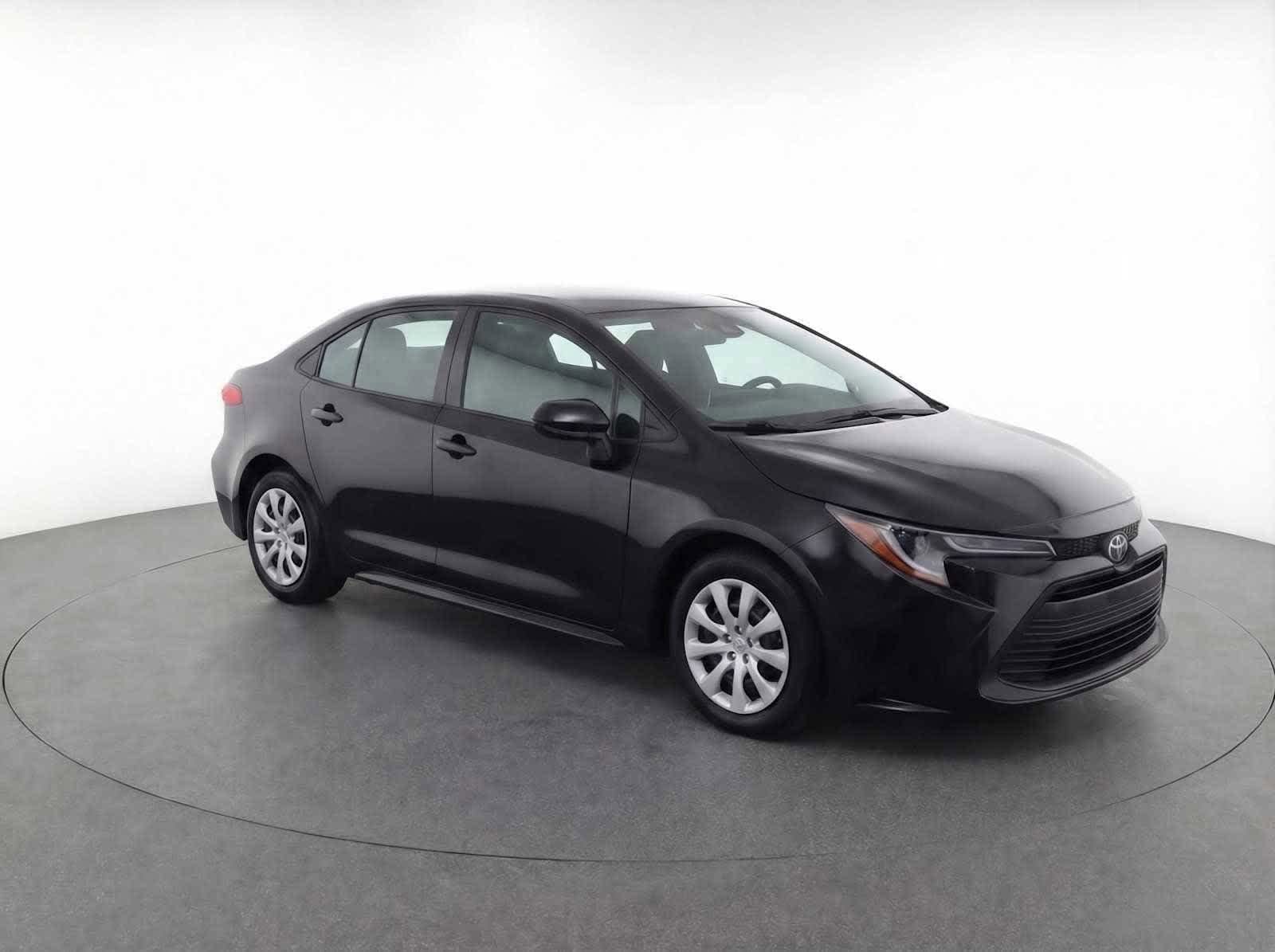 Thumbnail: 2025 Toyota Corolla - 4