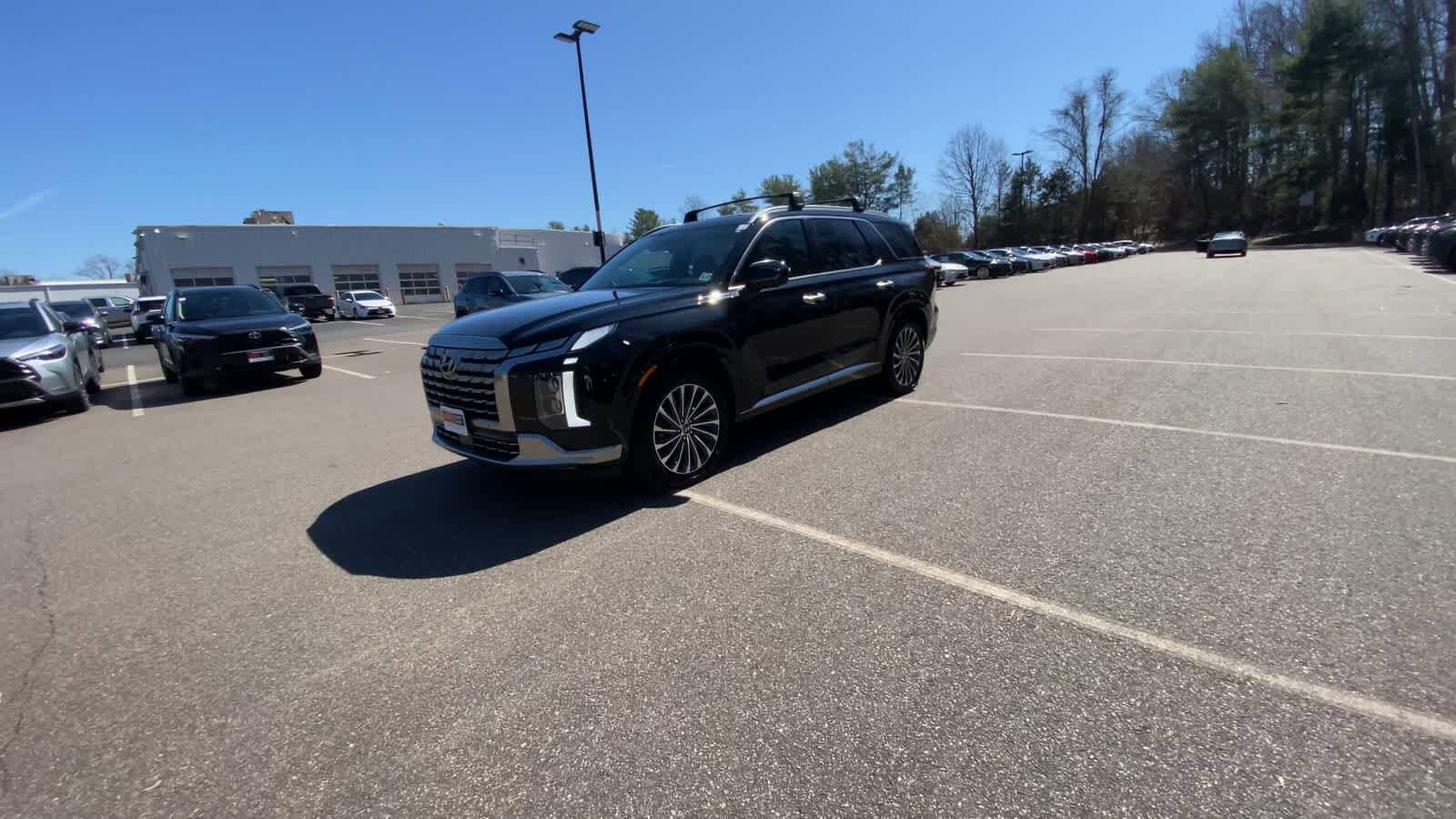 Thumbnail: 2023 Hyundai Palisade - 6