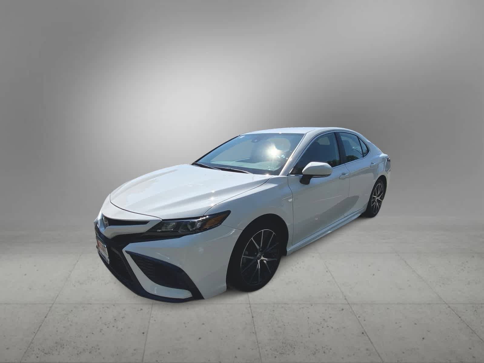 2024 Toyota Camry SE -
                  Freehold, NJ