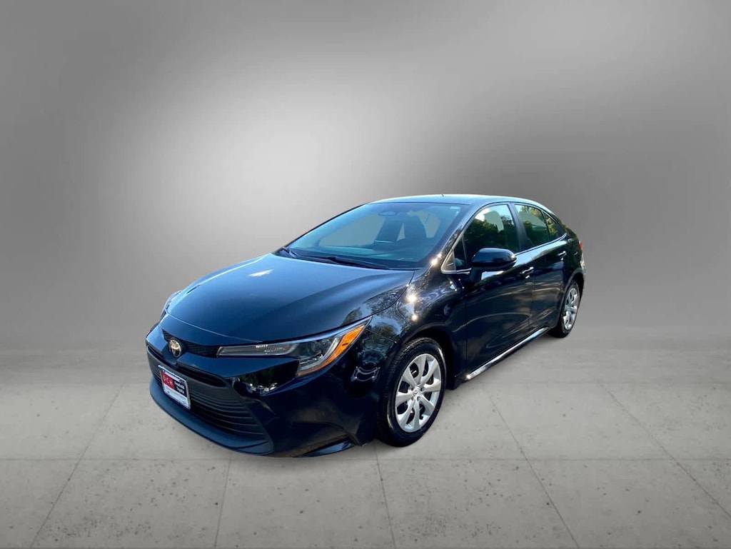 Used 2023 Toyota Corolla LE Sedan