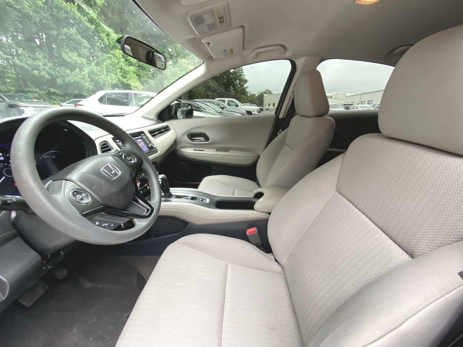 Thumbnail: 2017 Honda HR-V - 16
