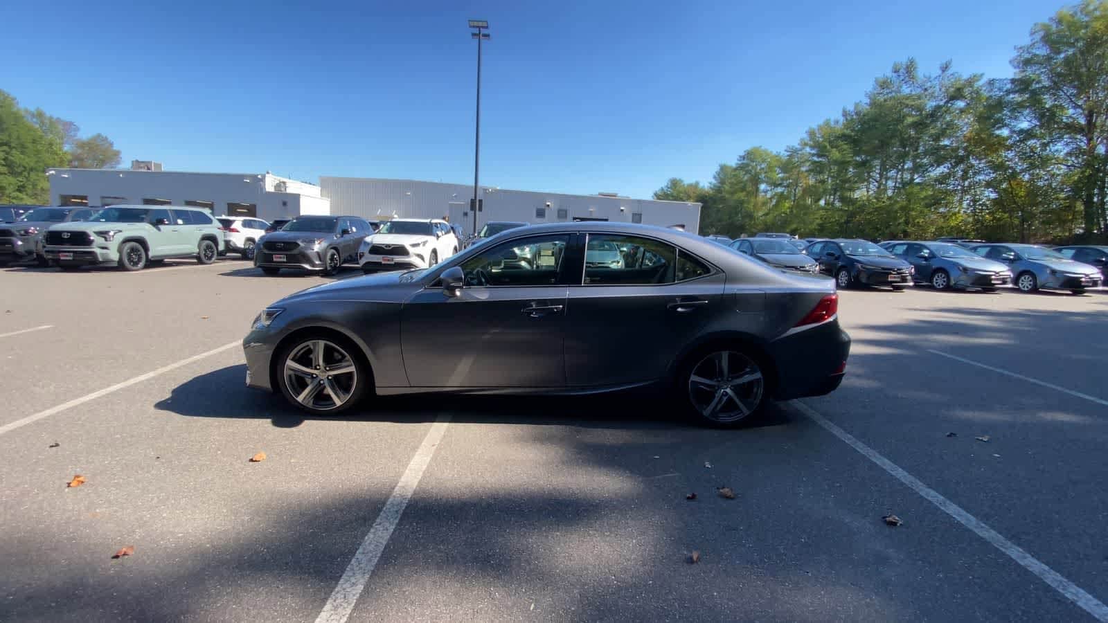 Thumbnail: 2020 Lexus IS - 5