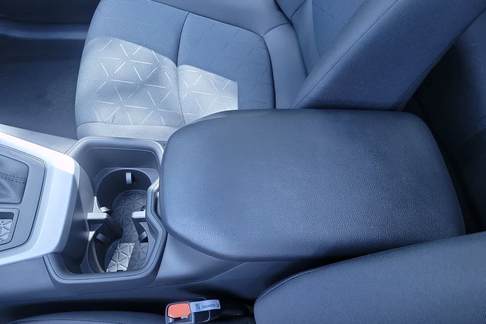 Thumbnail: 2025 Toyota RAV4 - 26