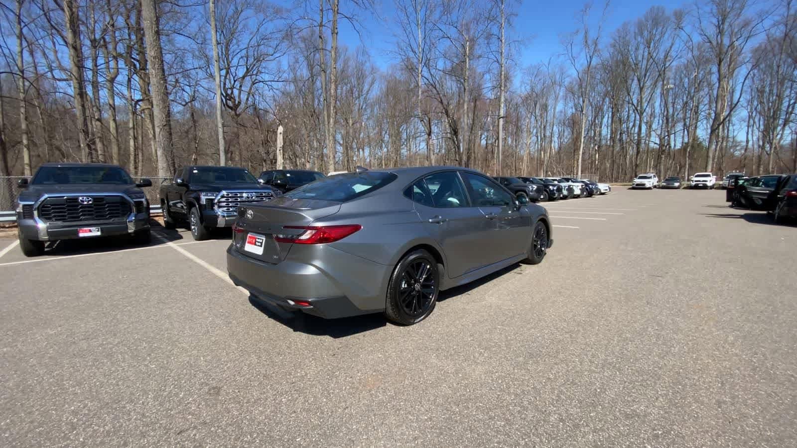 Thumbnail: 2025 Toyota Camry - 11