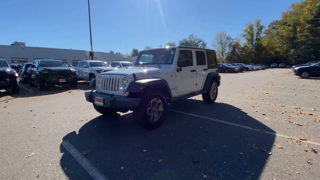Used 2015 Jeep Wrangler Unlimited Rubicon 4x4 SUV