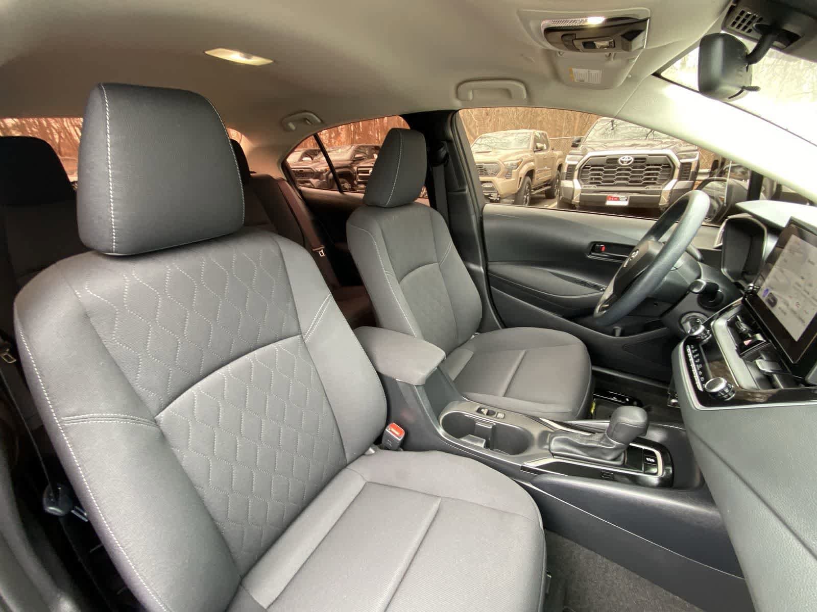 Thumbnail: 2023 Toyota Corolla - 21