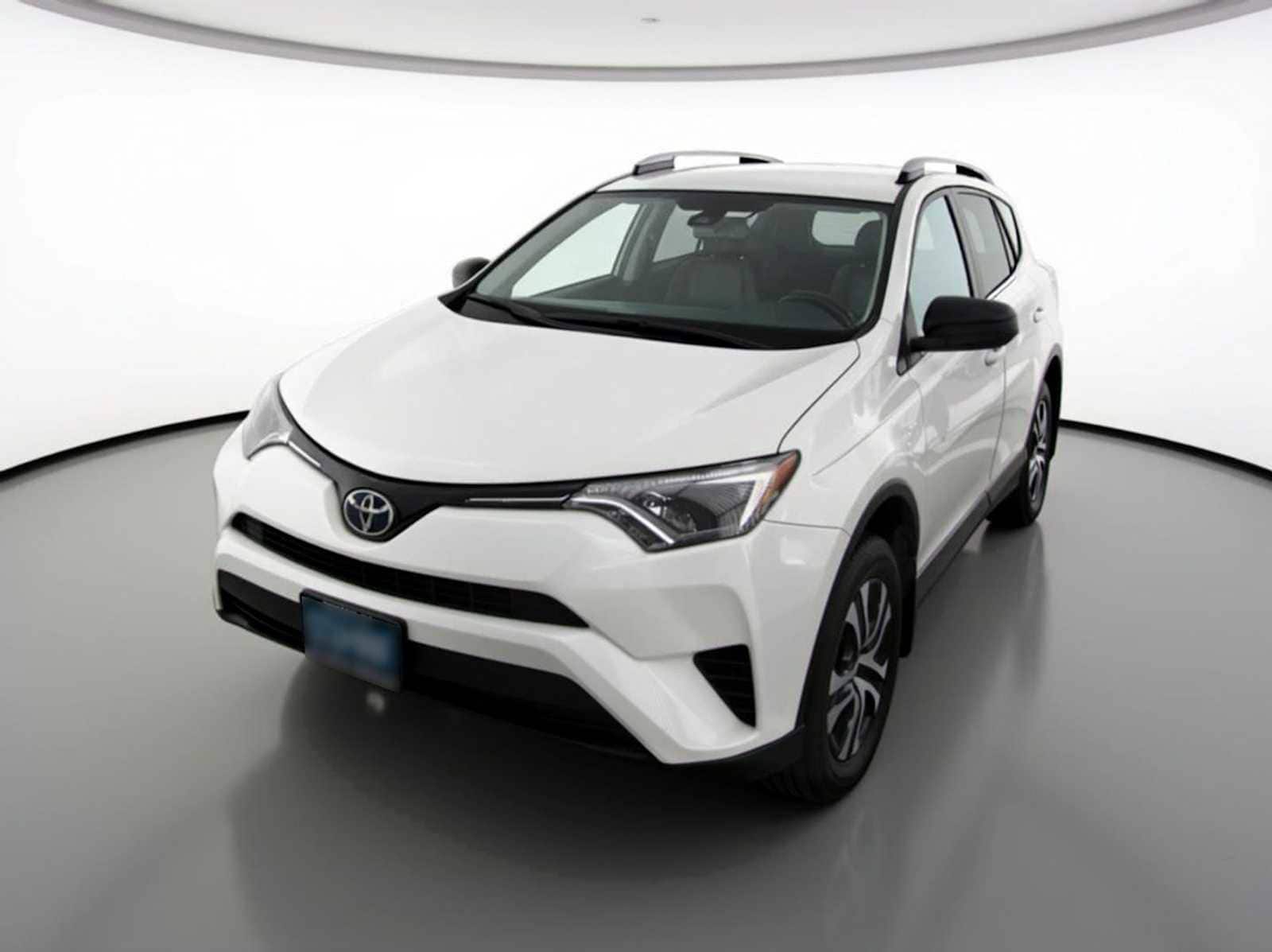 Thumbnail: 2018 Toyota RAV4 - 1