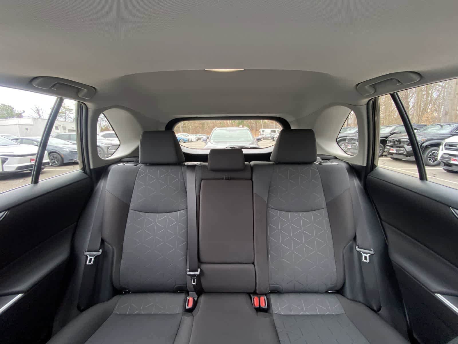 Thumbnail: 2025 Toyota RAV4 - 30