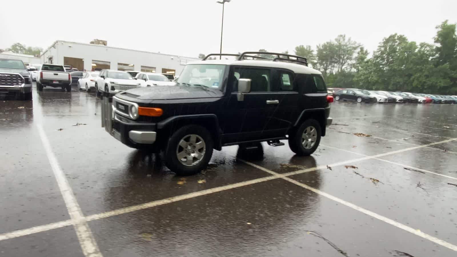 Thumbnail: 2008 Toyota FJ Cruiser - 5