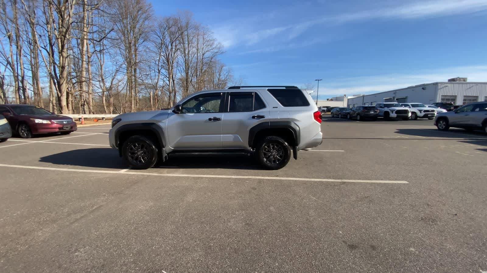 Thumbnail: 2025 Toyota 4Runner - 10