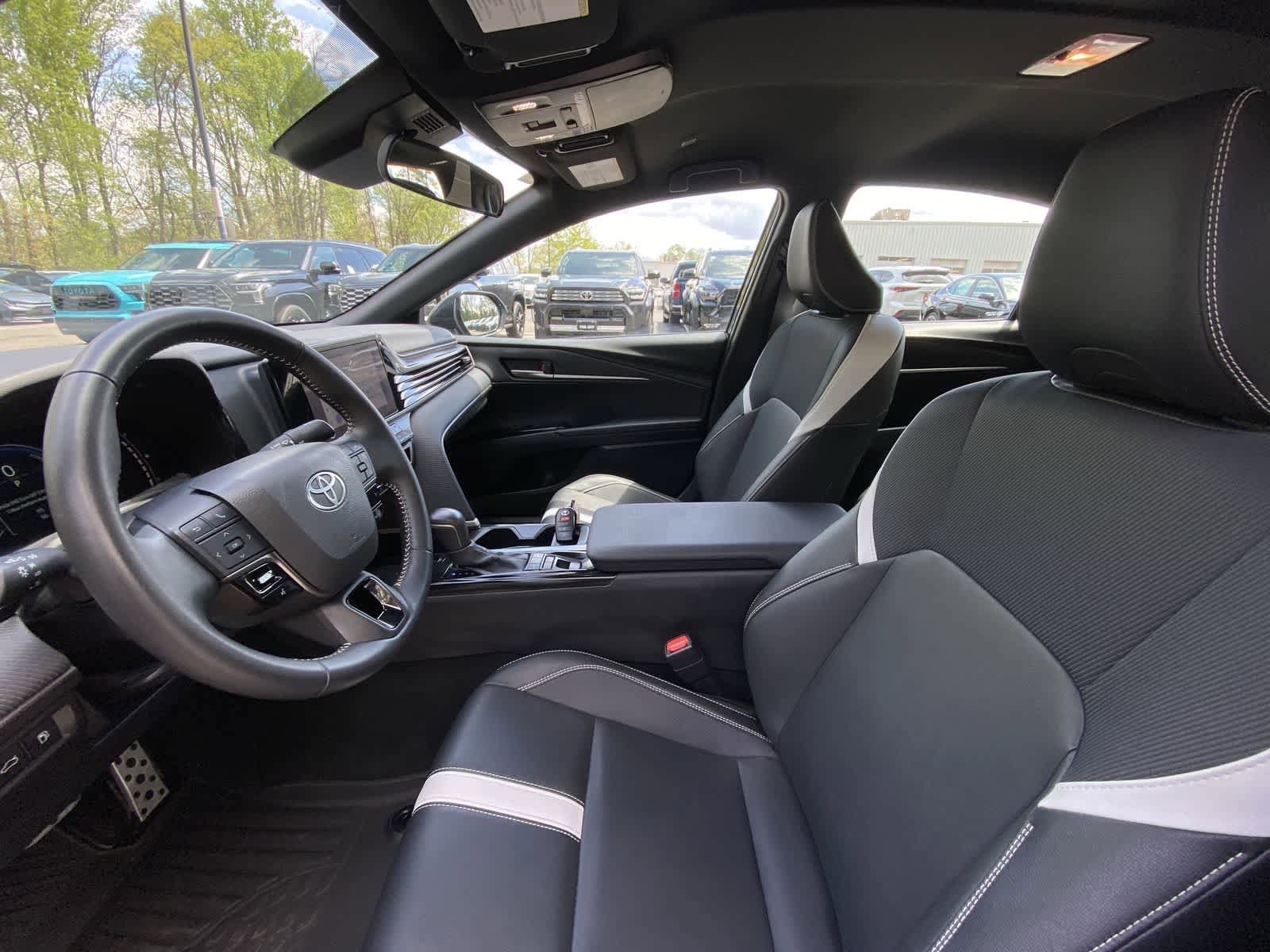 Thumbnail: 2025 Toyota Camry - 19