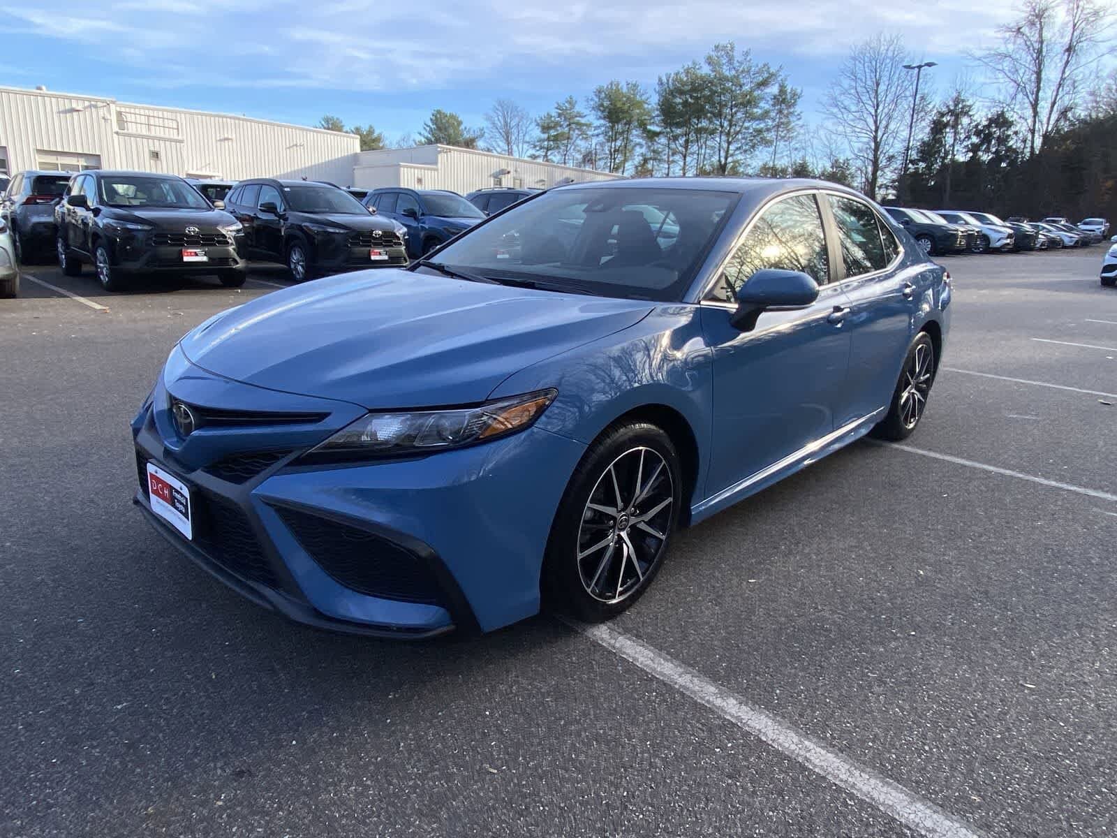 Thumbnail: 2023 Toyota Camry - 9