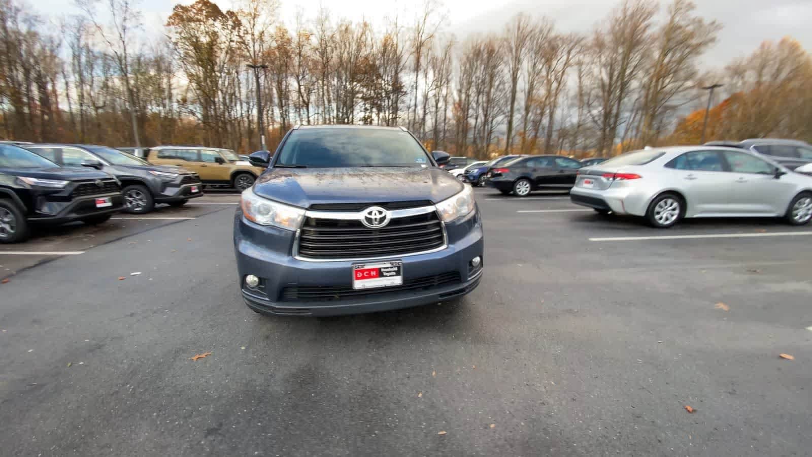 Thumbnail: 2016 Toyota Highlander - 10