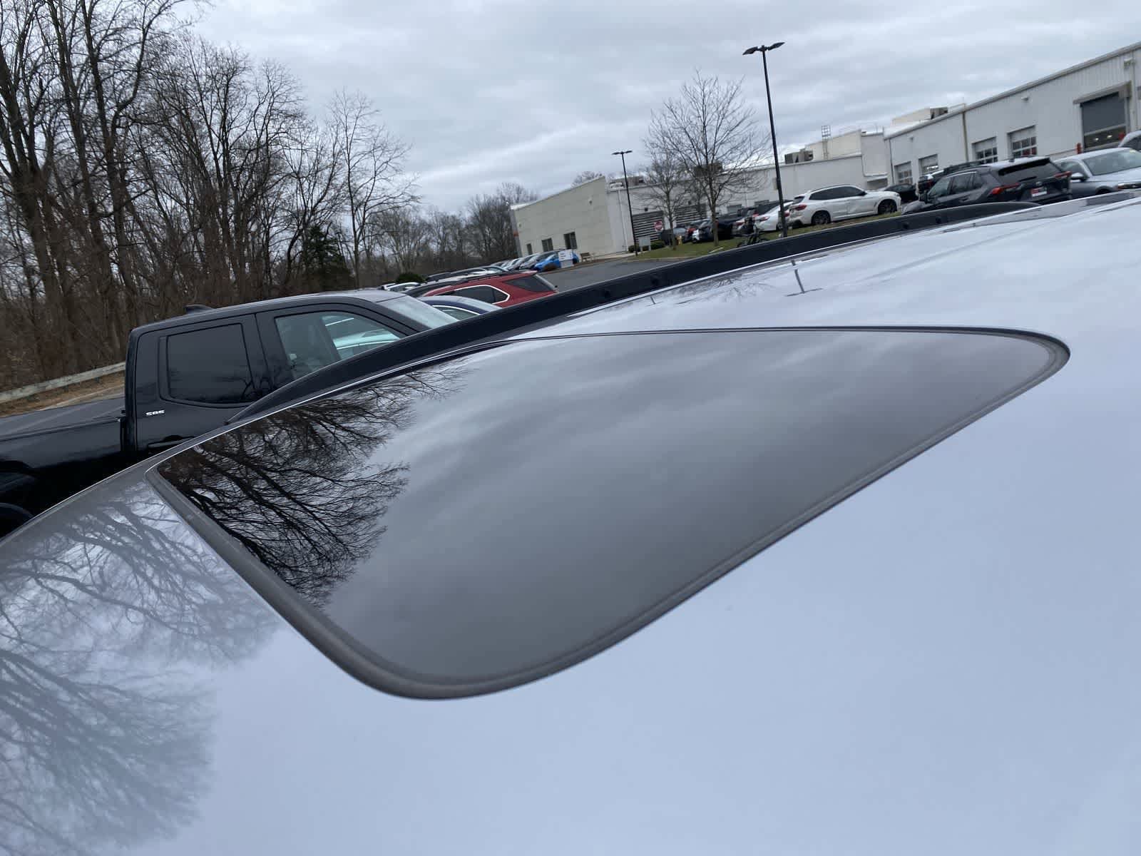 Thumbnail: 2022 Honda Pilot - 25