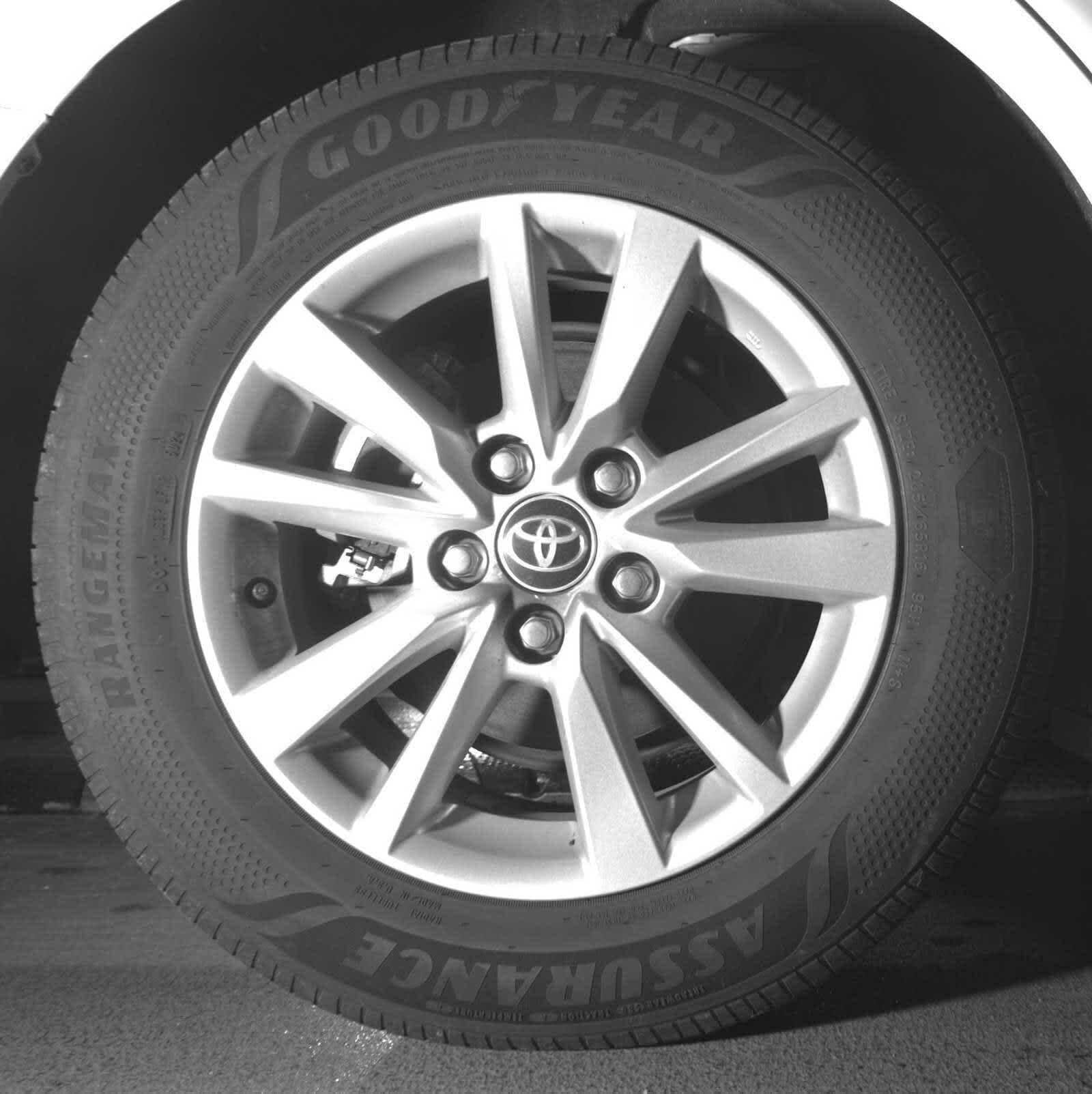 Thumbnail: 2025 Toyota Camry - 11