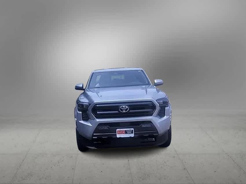 2025 Toyota Tacoma SR5 3