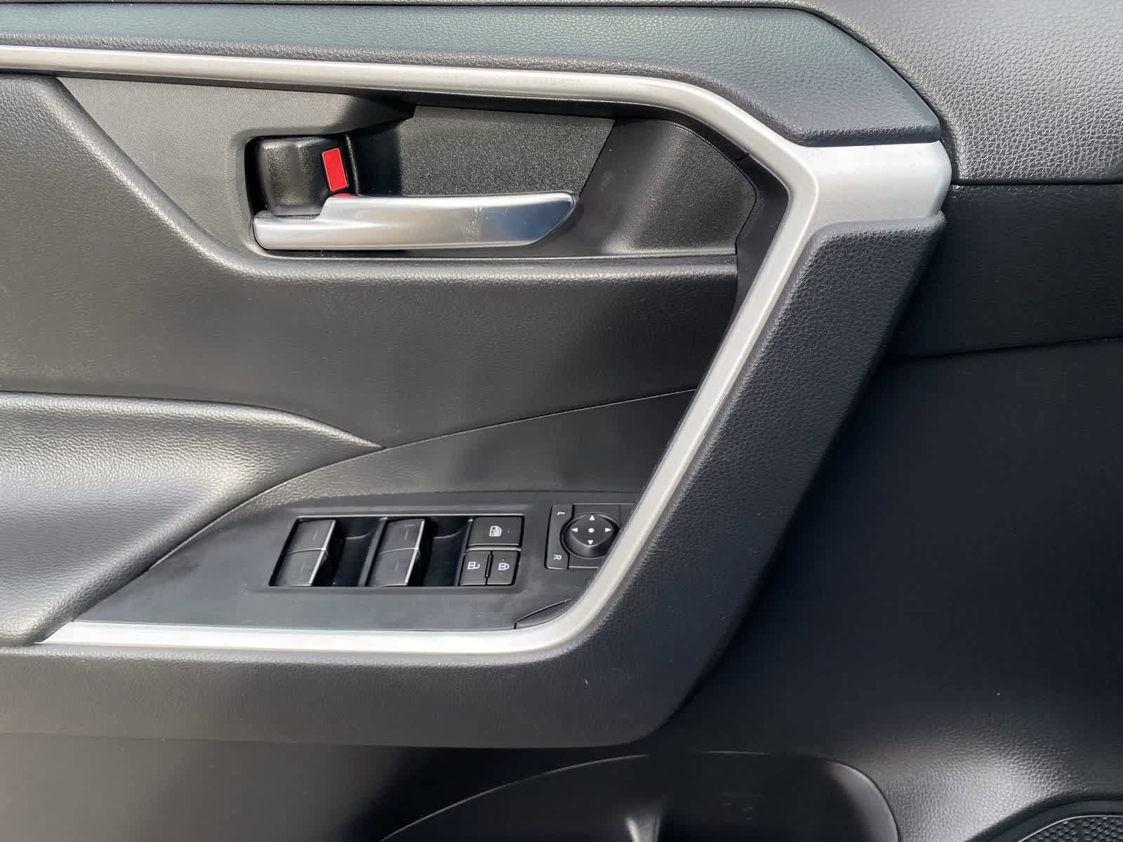 Thumbnail: 2024 Toyota RAV4 - 15