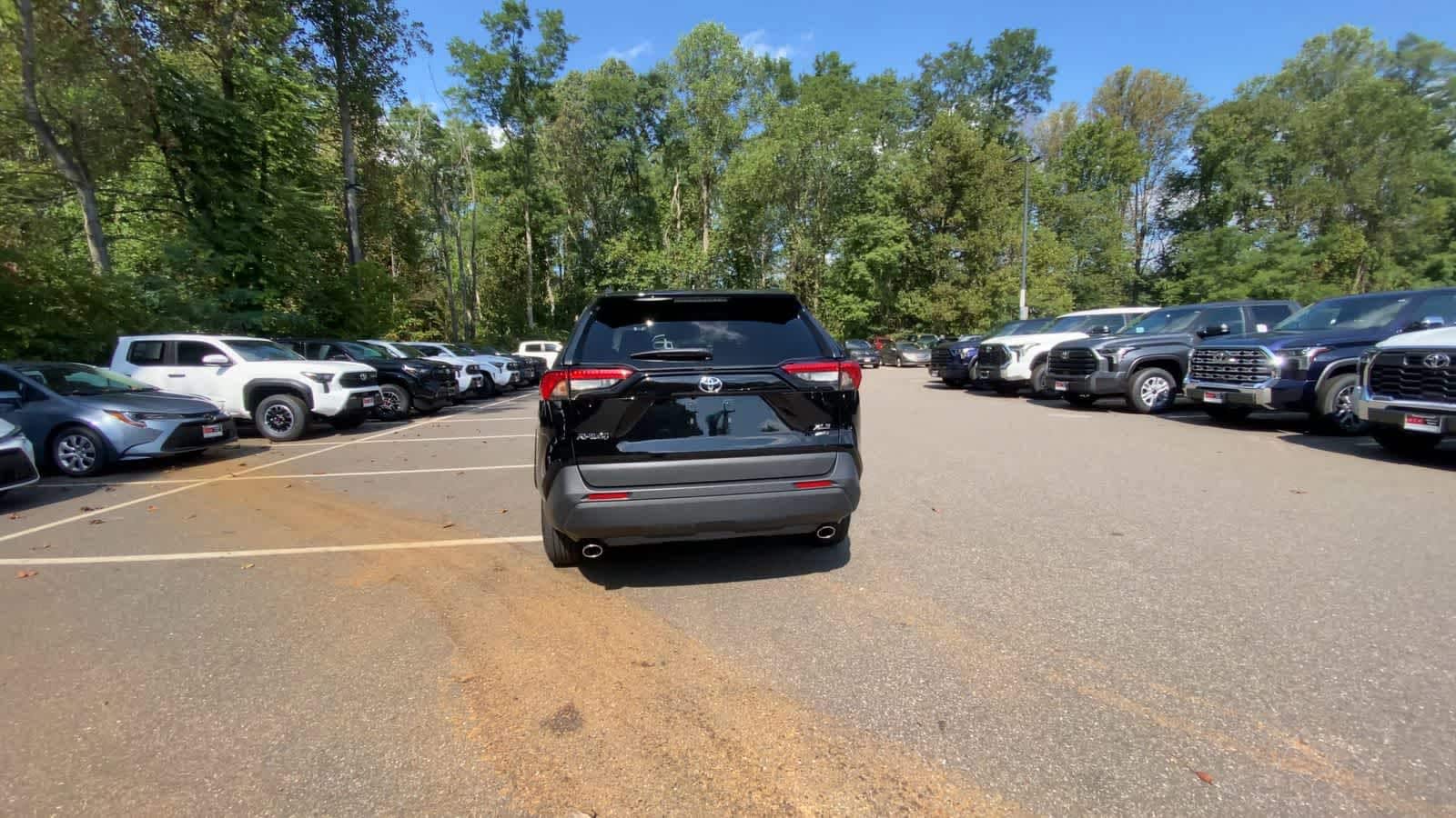 Thumbnail: 2024 Toyota RAV4 - 7