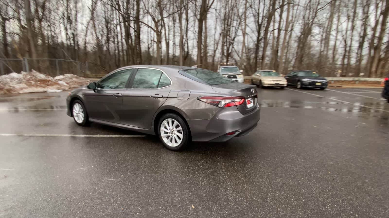 Thumbnail: 2024 Toyota Camry - 12