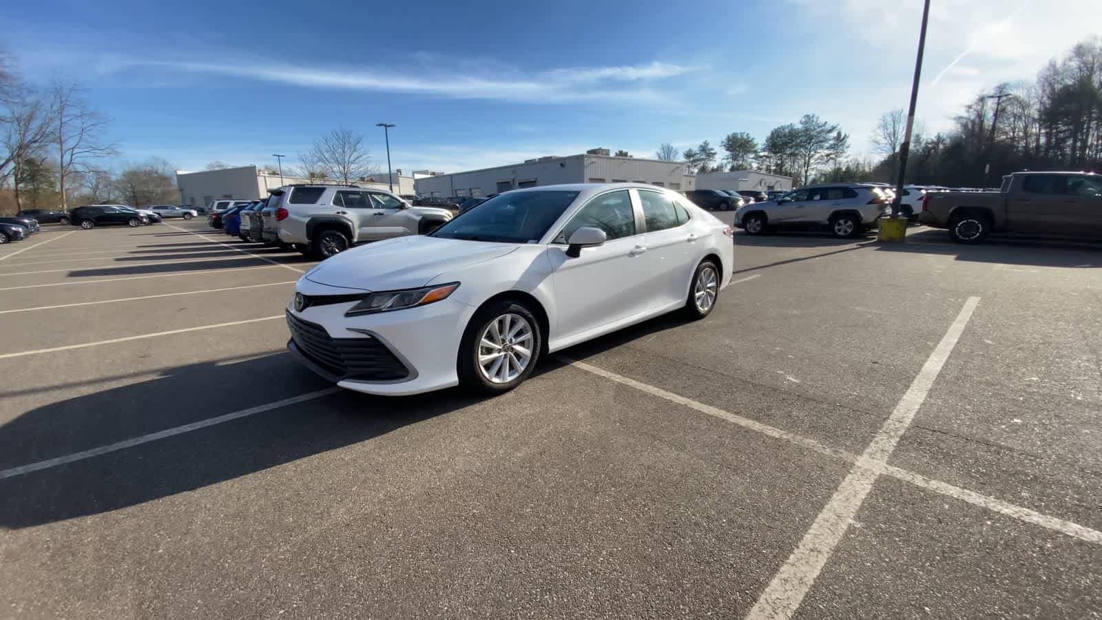 Thumbnail: 2024 Toyota Camry - 10