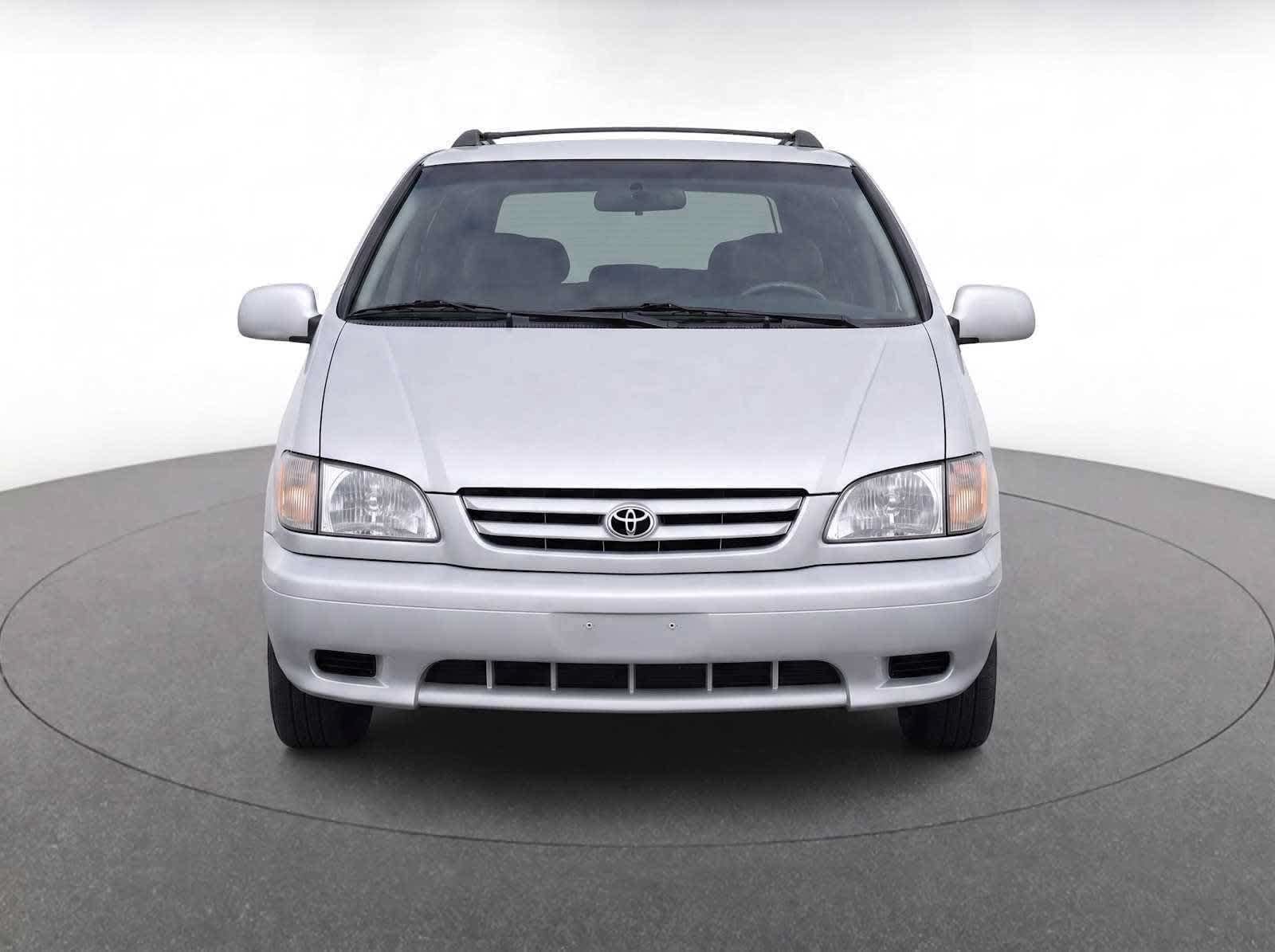 Used 2003 Toyota Sienna LE with VIN 4T3ZF13C83U519637 for sale in Freehold, NJ