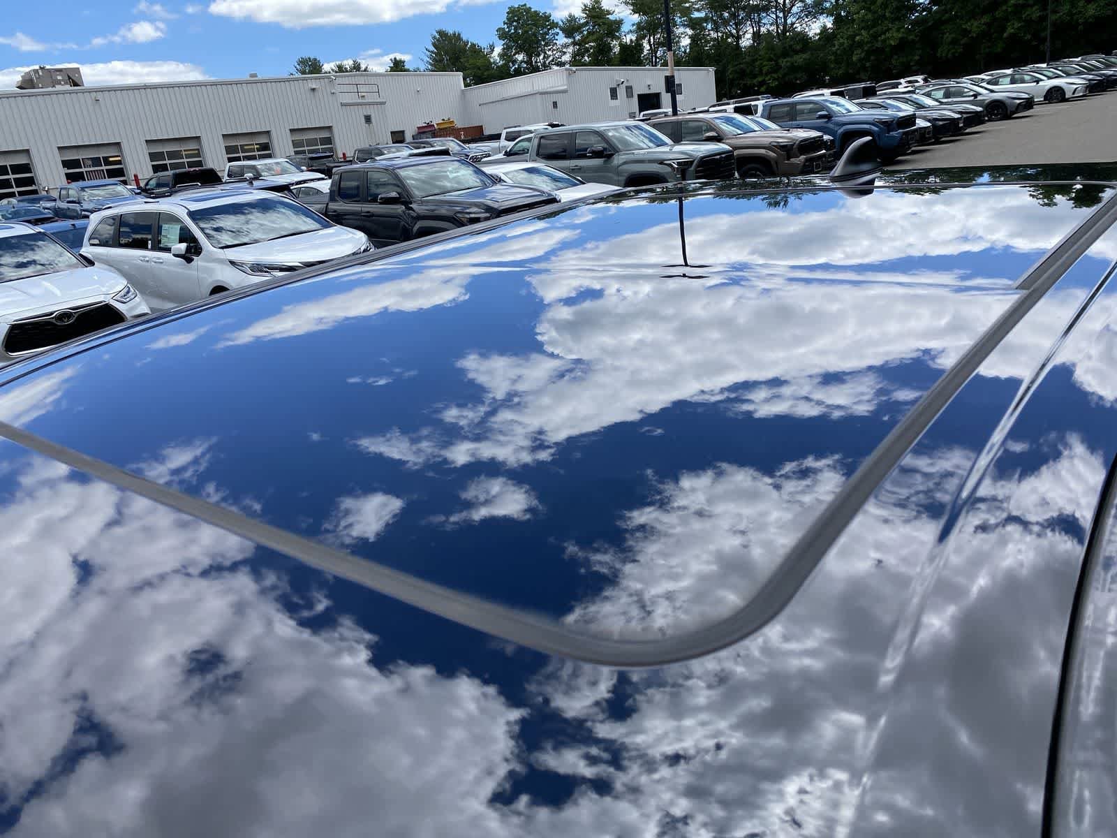 Thumbnail: 2025 Toyota Tundra - 15