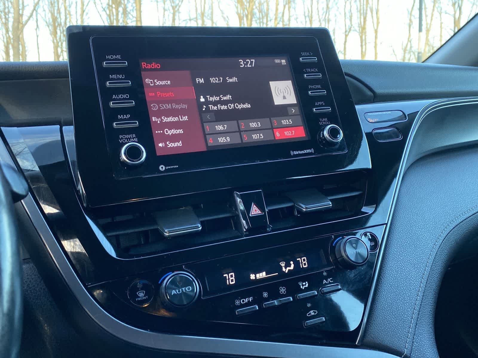 Thumbnail: 2023 Toyota Camry - 26