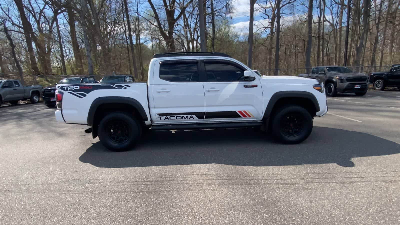 Thumbnail: 2021 Toyota Tacoma - 11