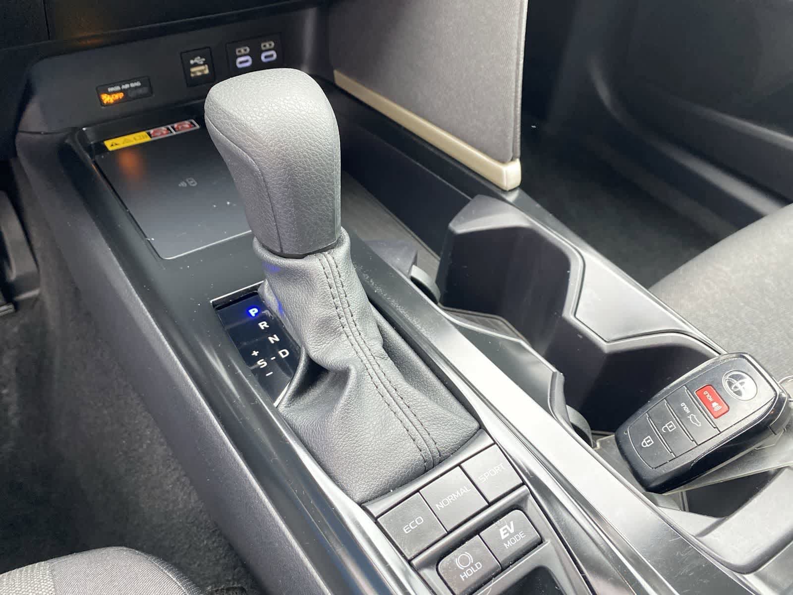 Thumbnail: 2025 Toyota Camry - 36