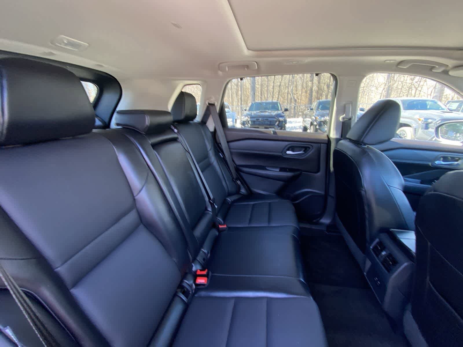 Thumbnail: 2023 Nissan Rogue - 37