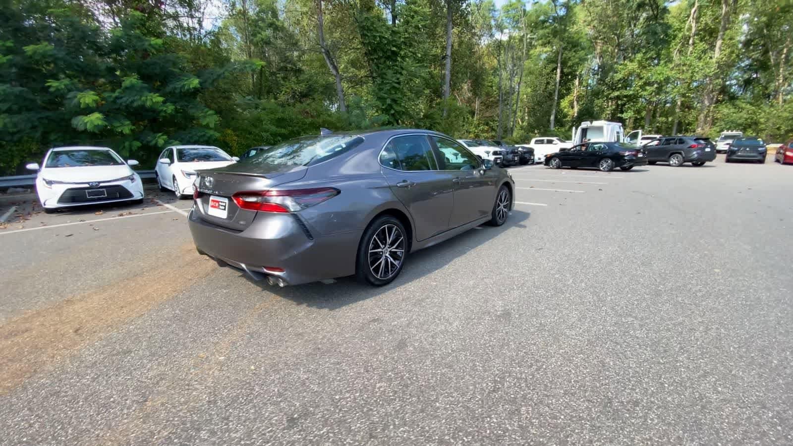 Thumbnail: 2023 Toyota Camry - 8