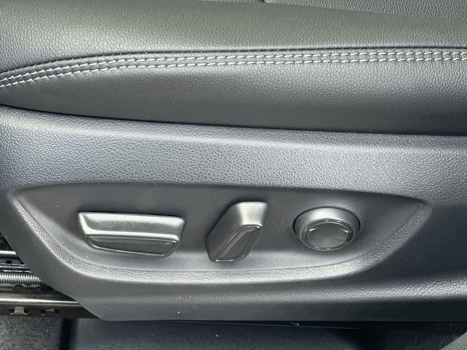 Thumbnail: 2026 Toyota Corolla Cross - 19