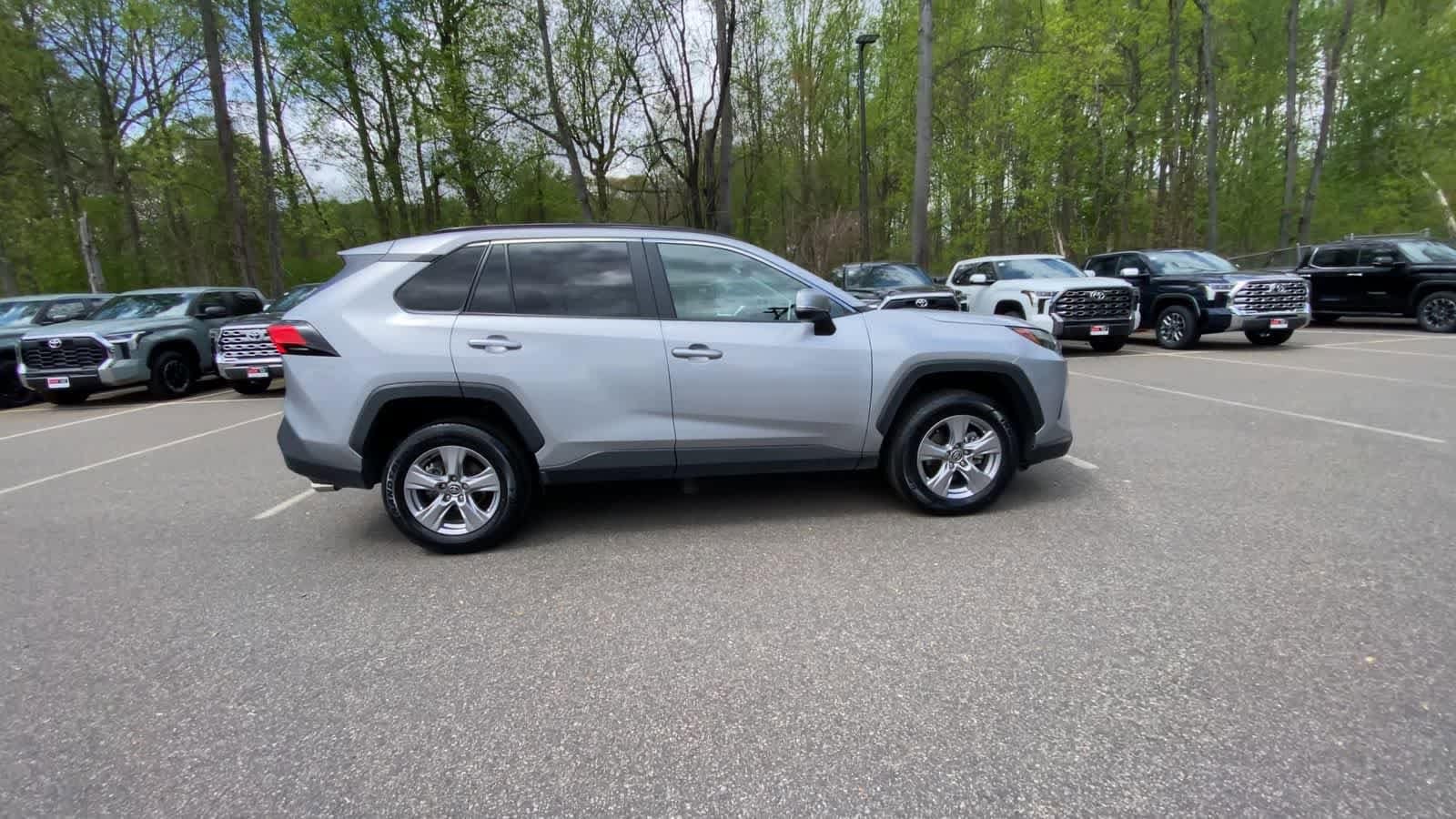 Thumbnail: 2025 Toyota RAV4 - 9