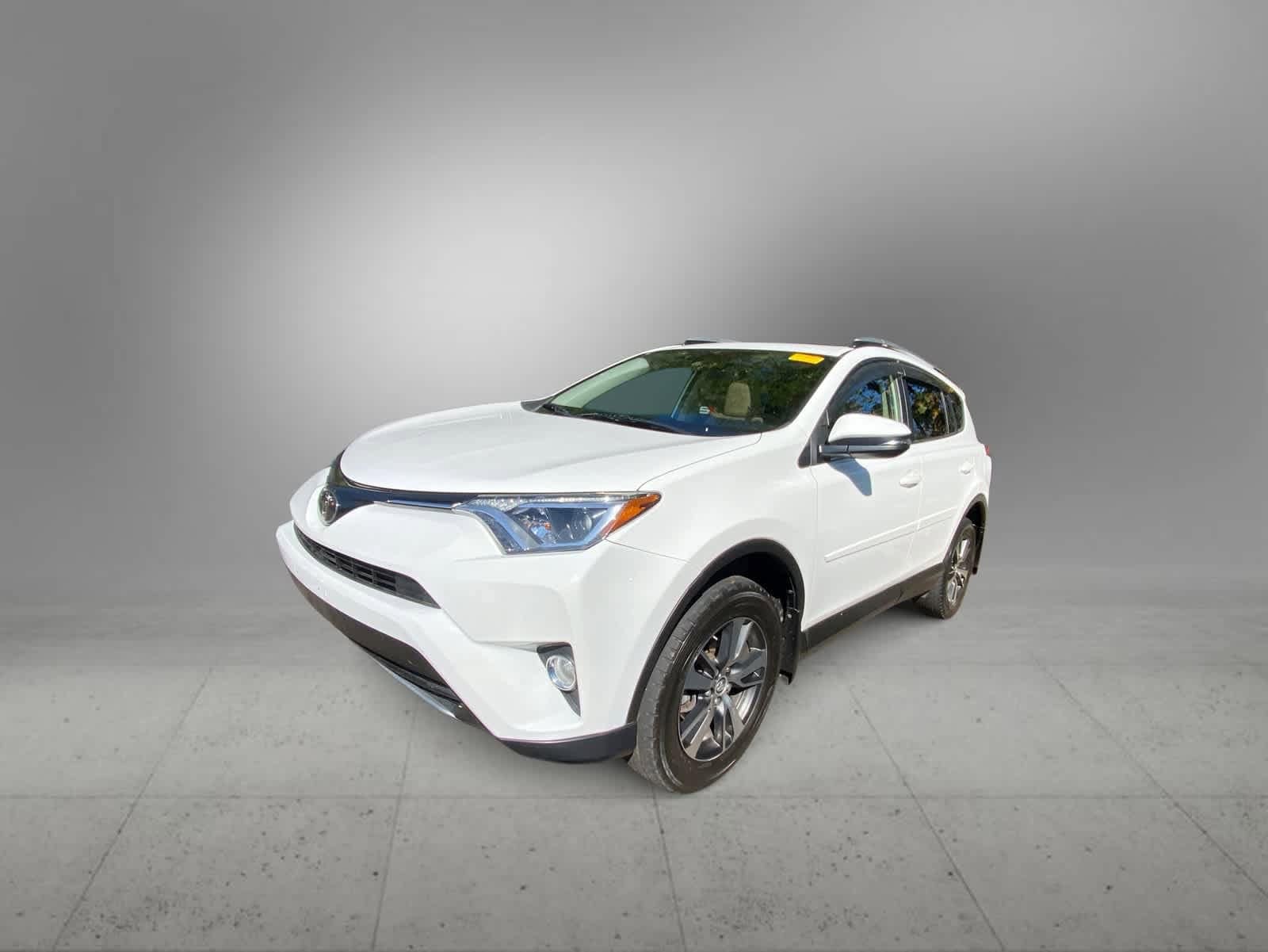 Thumbnail: 2018 Toyota RAV4 - 1